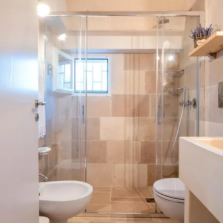 Lamia Il Melograno Ostuni